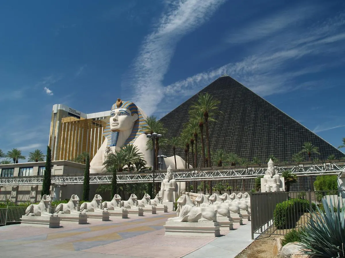 Strip Las Vegas Unit By Luxor And T Mobile Arena Area Aparthotel