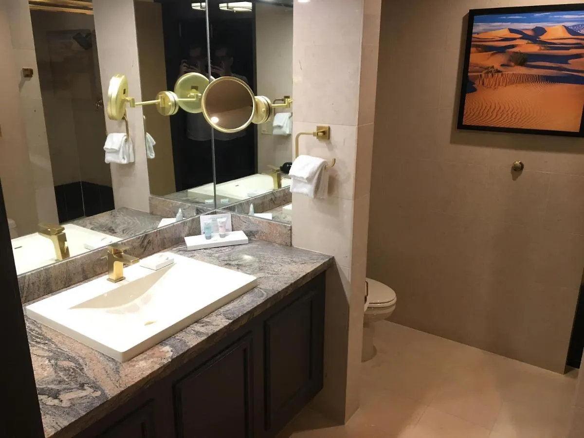 Strip Las Vegas Unit By Luxor And T Mobile Arena Area Aparthotel